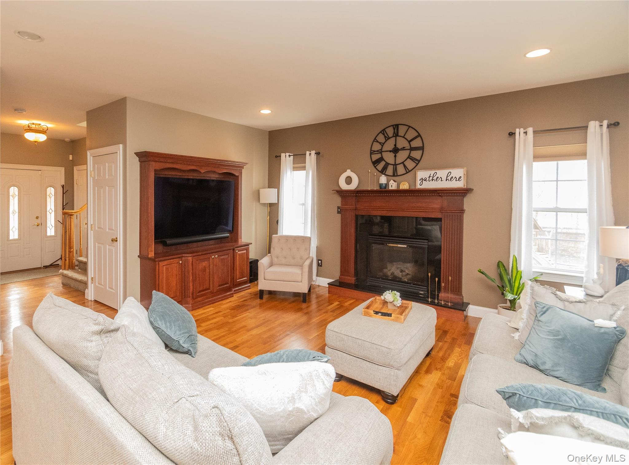 93 Glen Rock Circle, Highland, NY 12528