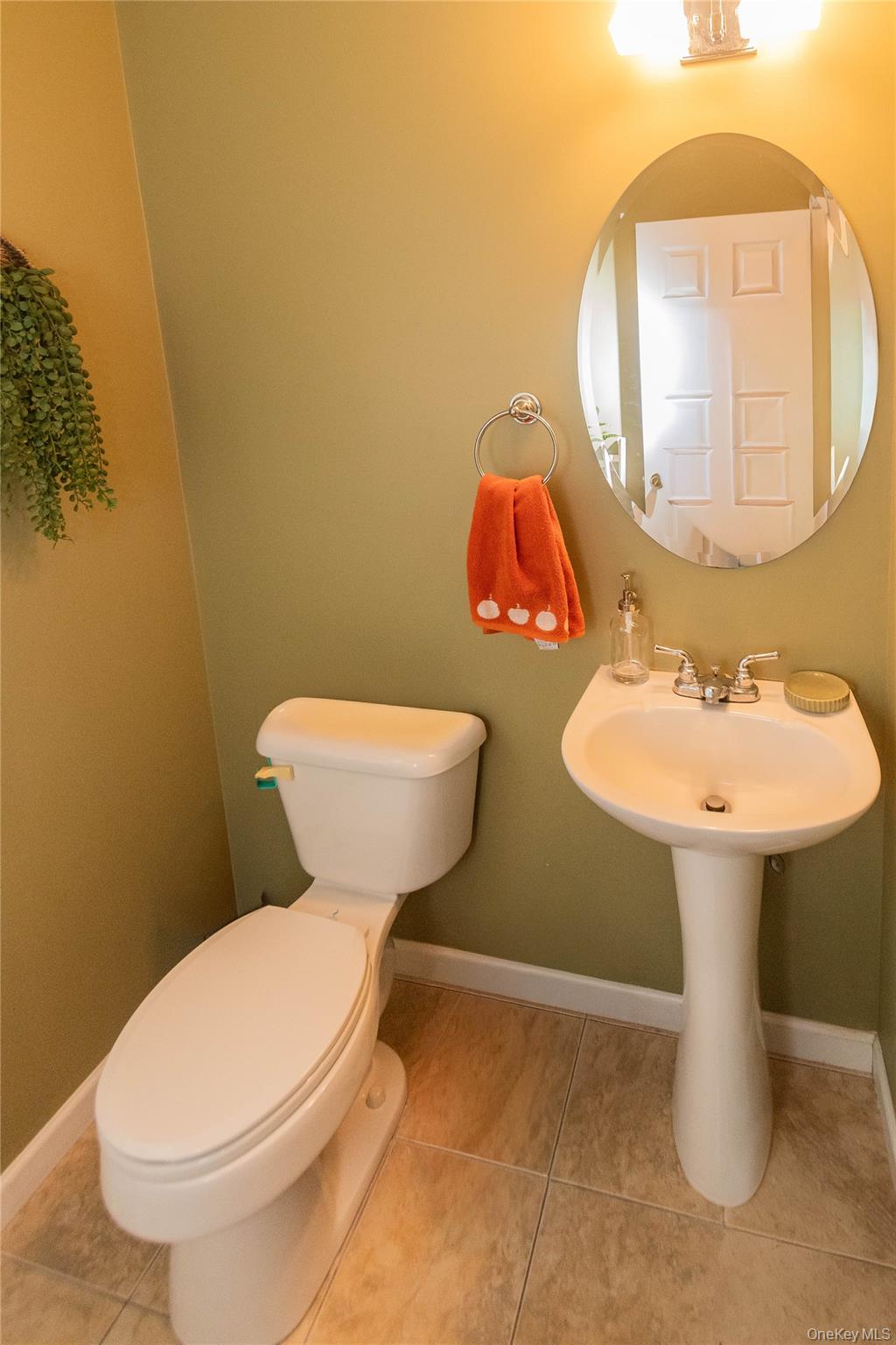 93 Glen Rock Circle, Highland, NY 12528