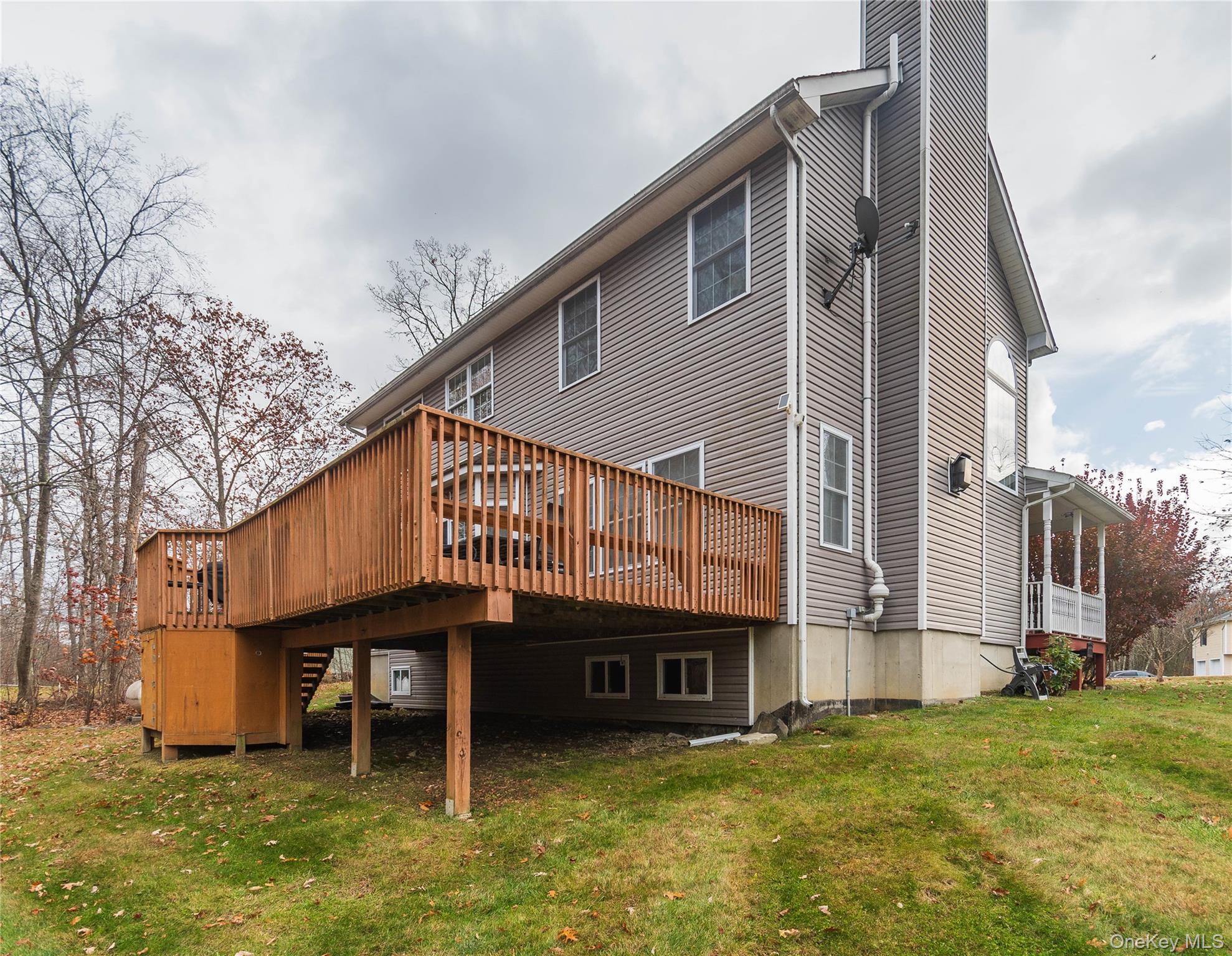 93 Glen Rock Circle, Highland, NY 12528