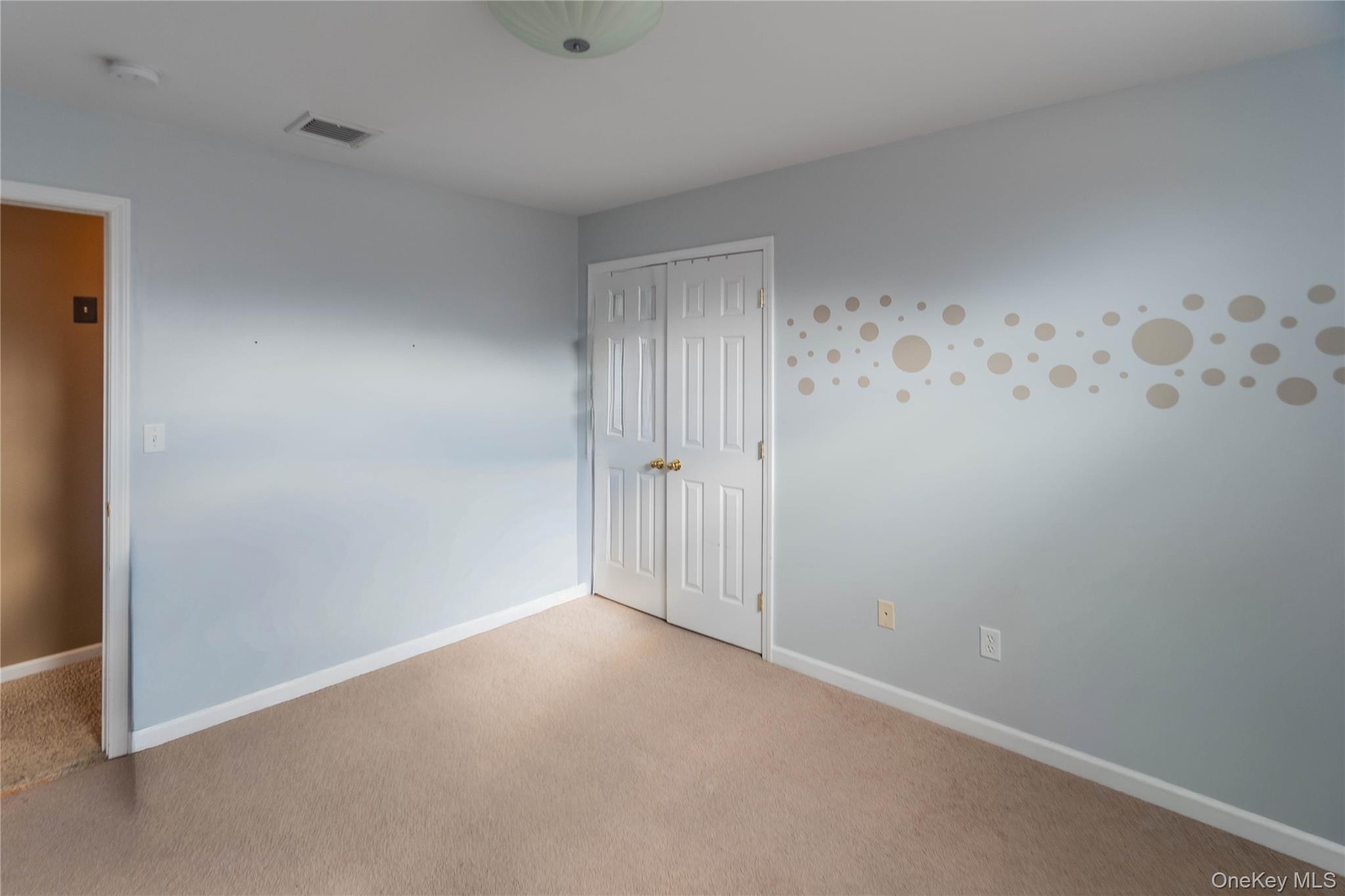 93 Glen Rock Circle, Highland, NY 12528