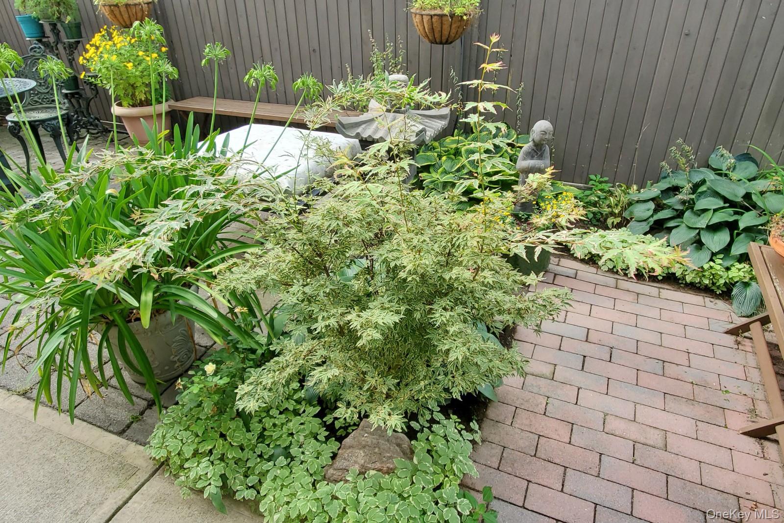 361 Albany Avenue, Kingston, NY 12401