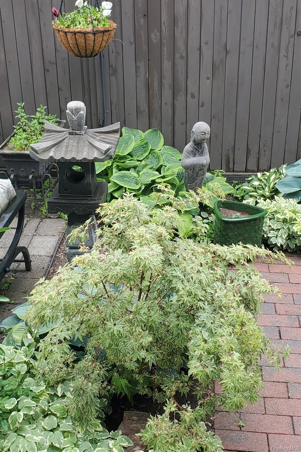 361 Albany Avenue, Kingston, NY 12401