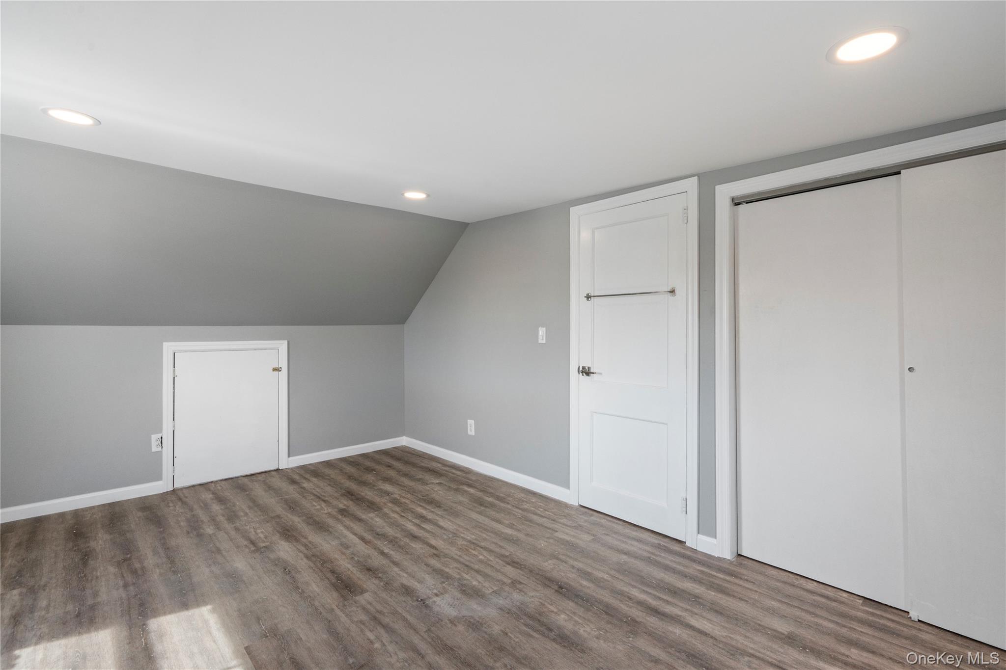 1 Center Court, Bethpage, NY 11714