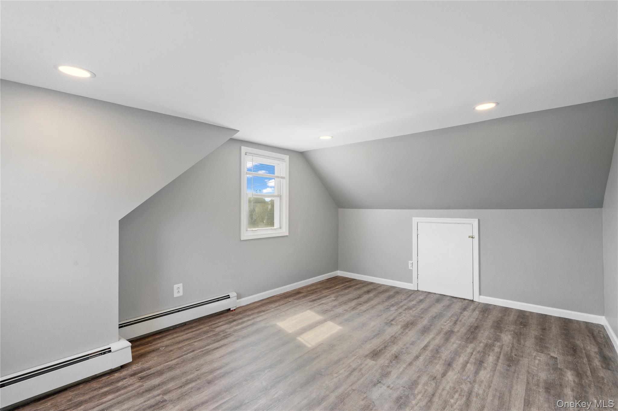 1 Center Court, Bethpage, NY 11714