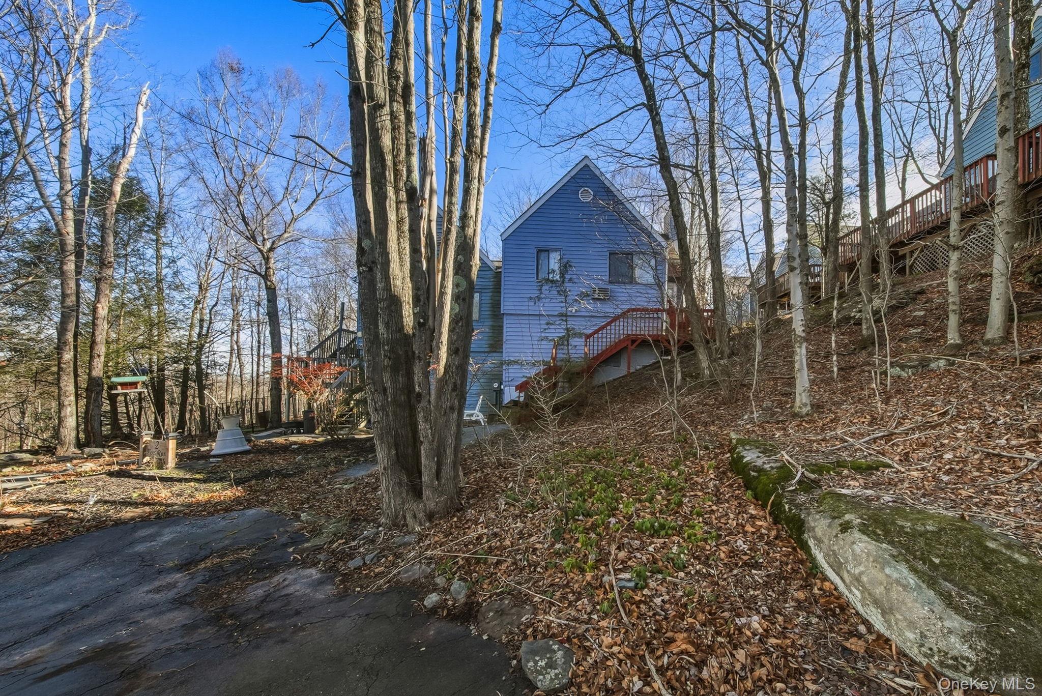 4 Fox Run, Woodridge, NY 12789