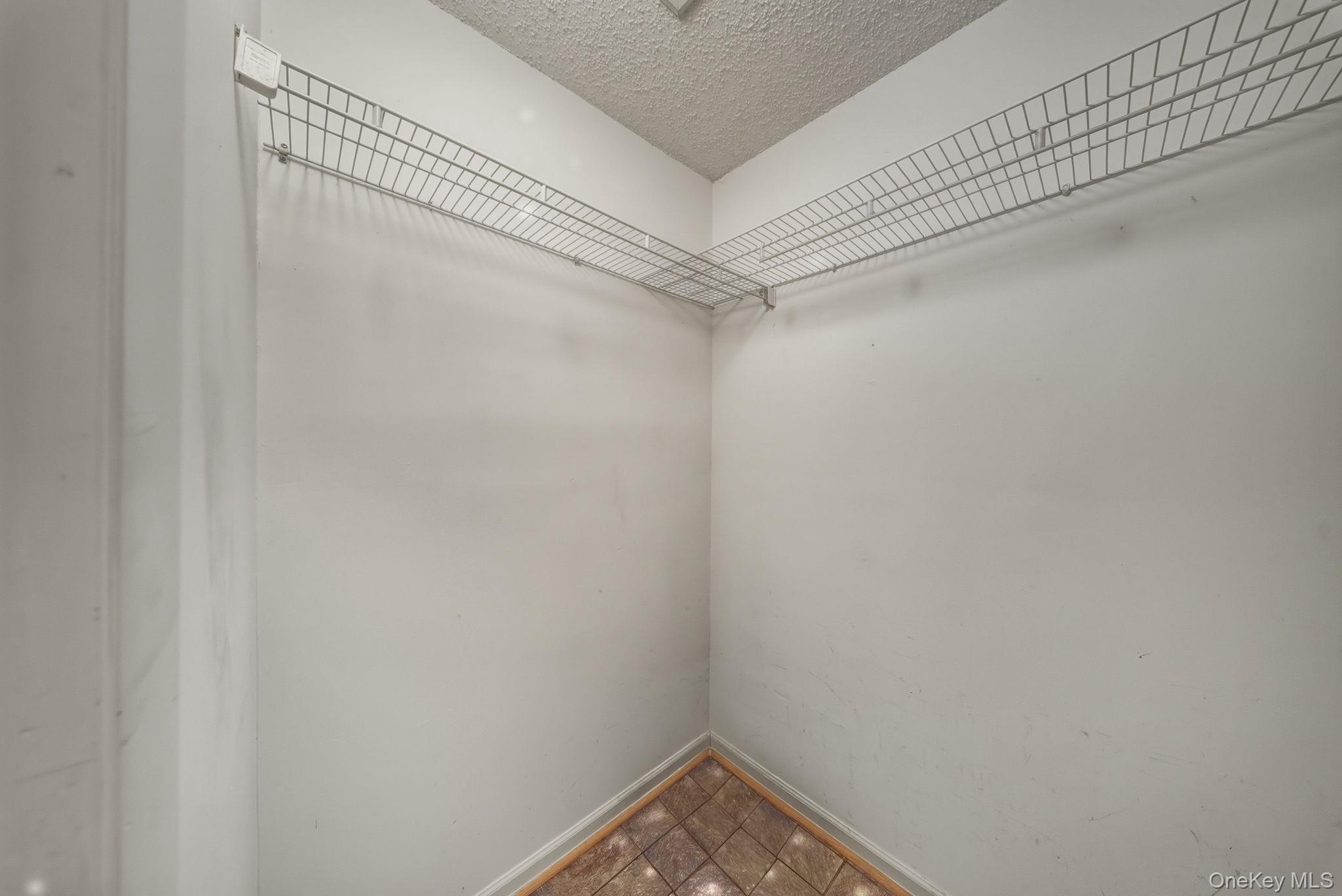 4 Fox Run, Woodridge, NY 12789