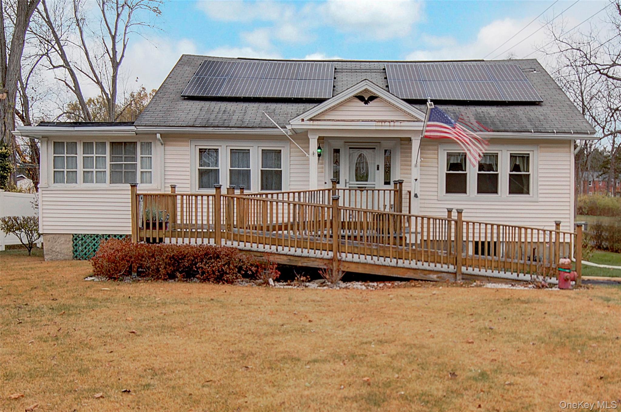 85 Overocker Road, Poughkeepsie, NY 12603