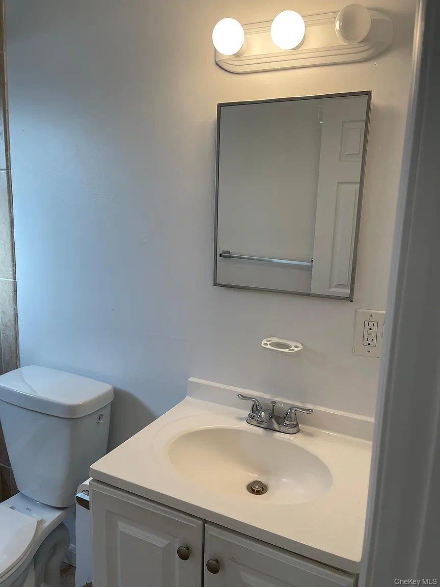 36 Radcliffe Road # 1, Island Park, NY 11558