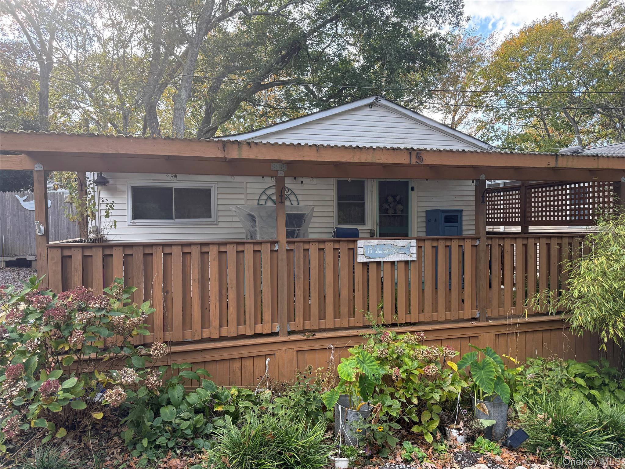 15 Whalers Path, Baiting Hollow, NY 11933