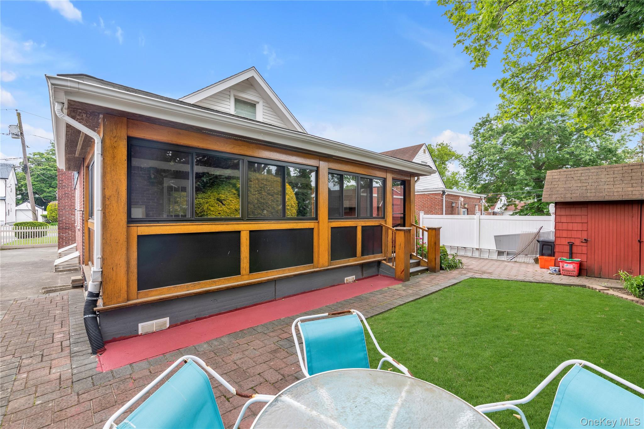 590 Langley, West Hempstead, NY 11552