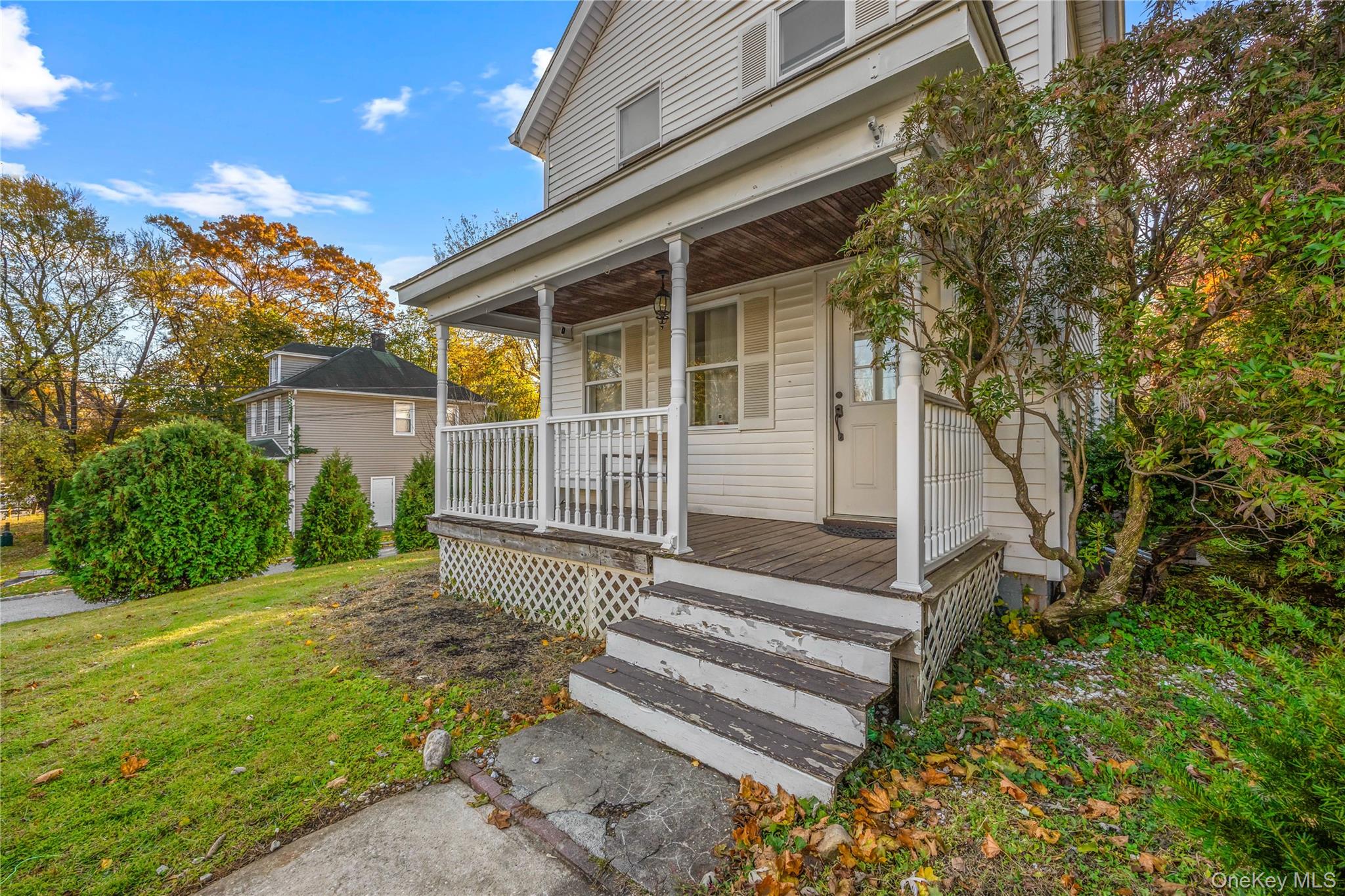 9 Hillside Avenue, Glen Head, NY 11545