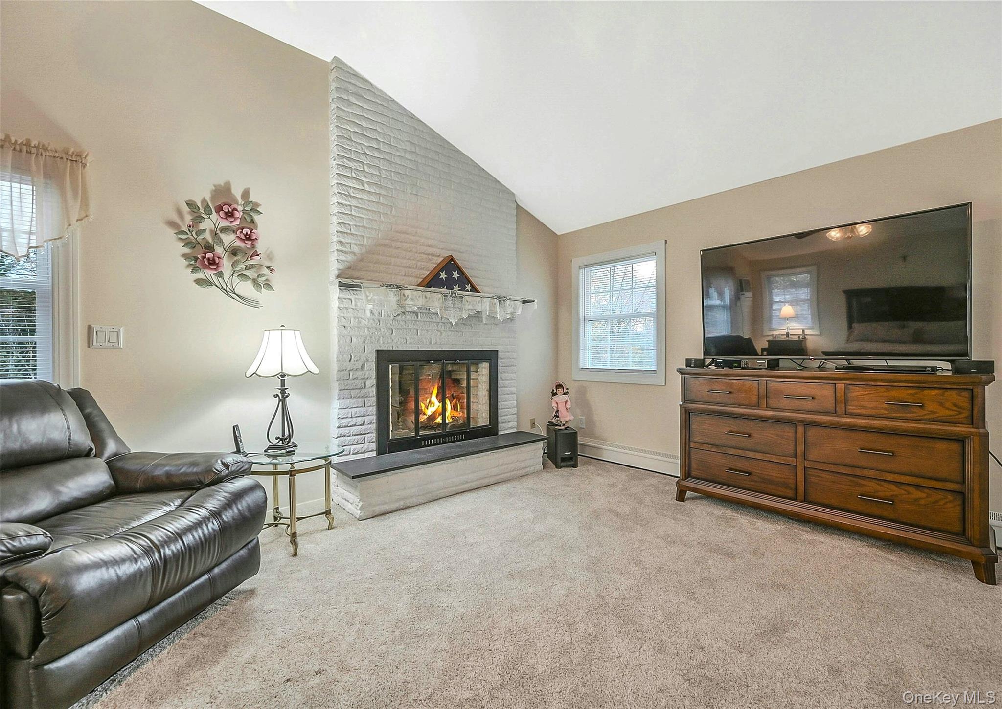 15 Shore Road, Mount Sinai, NY 11766