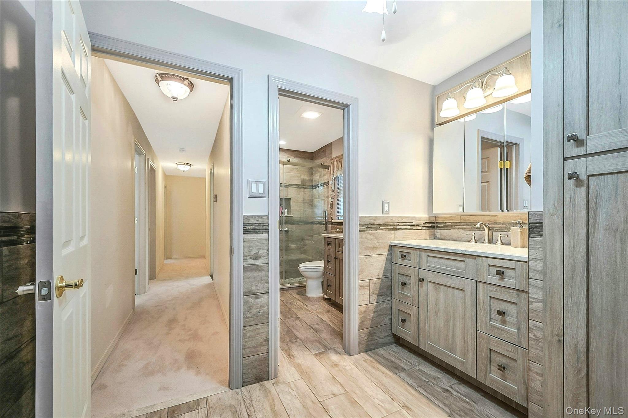 15 Shore Road, Mount Sinai, NY 11766