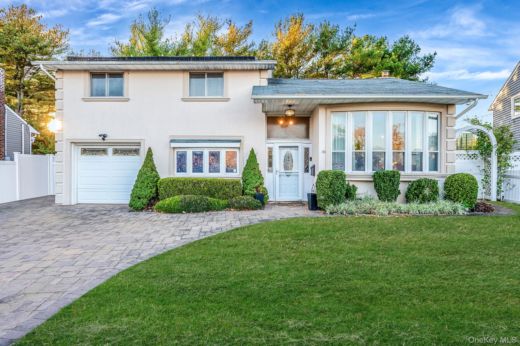 287 Clearmeadow Drive, East Meadow, NY 11554