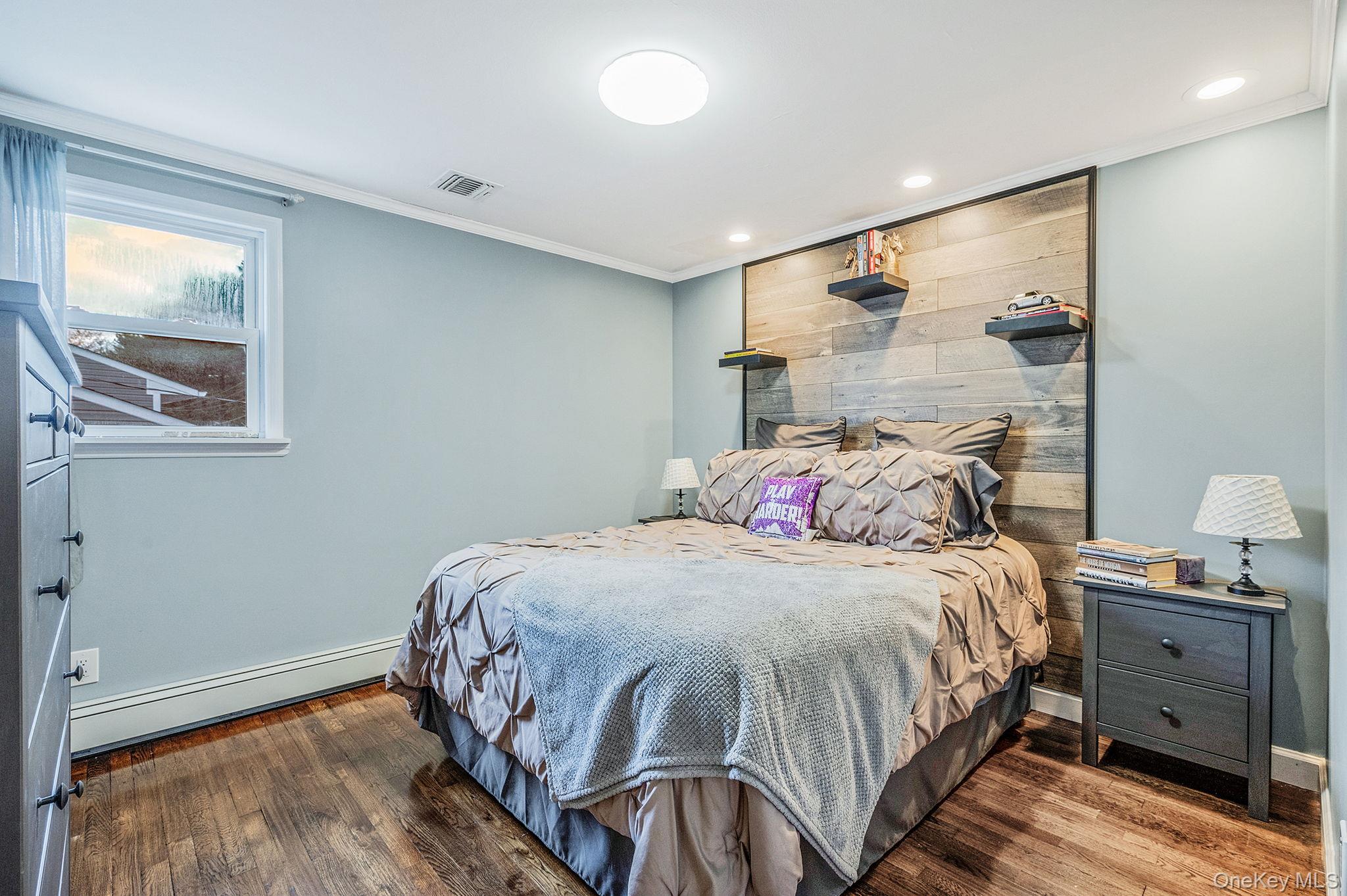 287 Clearmeadow Drive, East Meadow, NY 11554