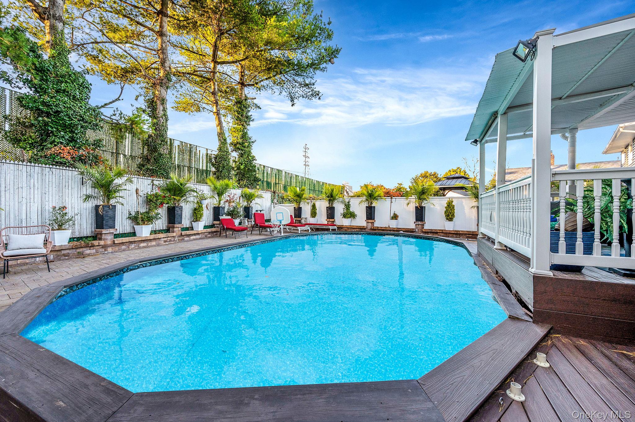 287 Clearmeadow Drive, East Meadow, NY 11554