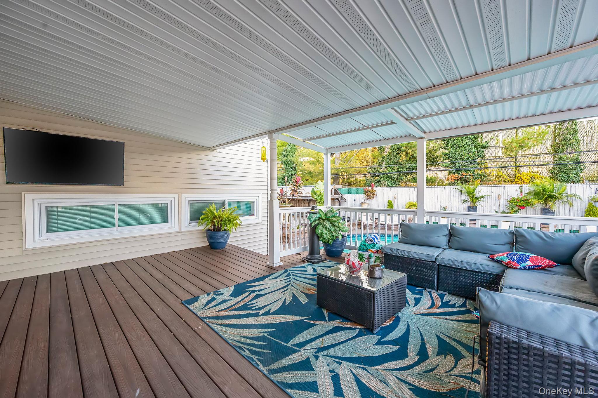 287 Clearmeadow Drive, East Meadow, NY 11554