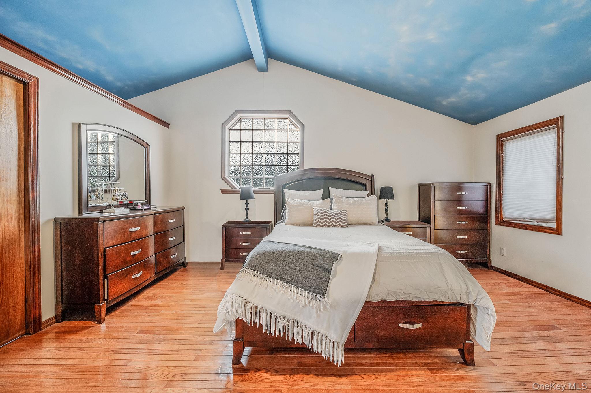 287 Clearmeadow Drive, East Meadow, NY 11554