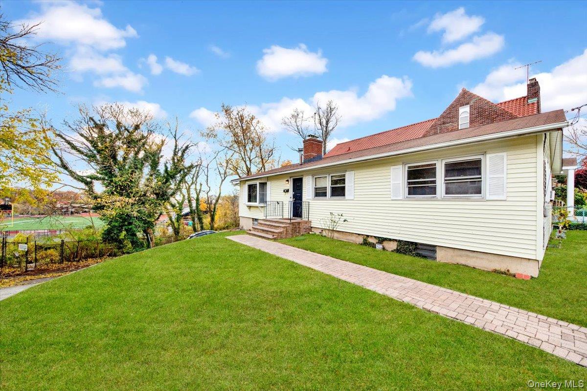 400 Egmont Avenue, Mount Vernon, NY 10553