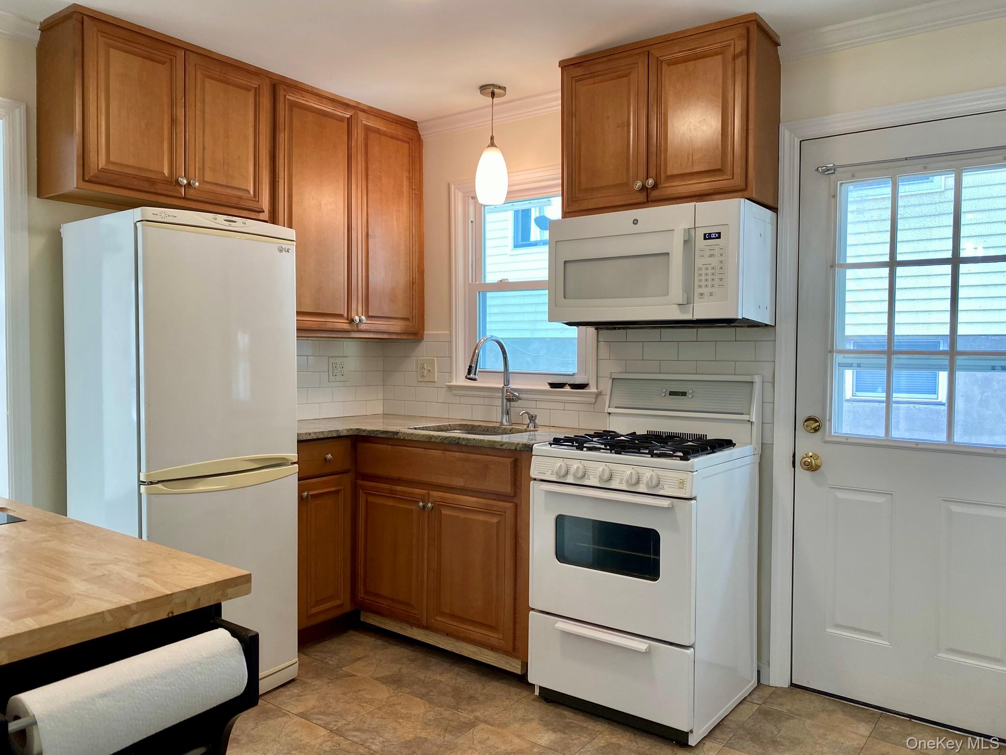 26 Poplar Street, Greenwood Lake, NY 10925