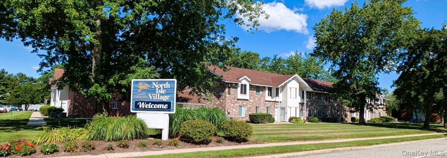 10 Aspen Court # 0, Coram, NY 11727