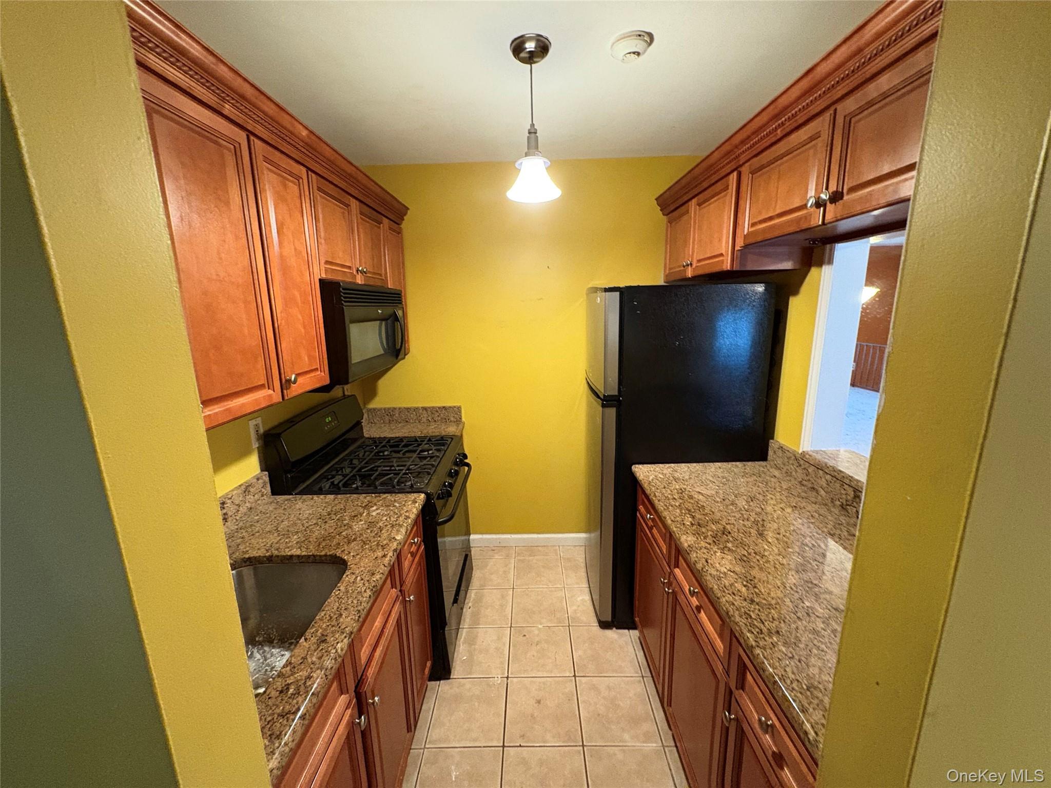 10 Aspen Court # 0, Coram, NY 11727