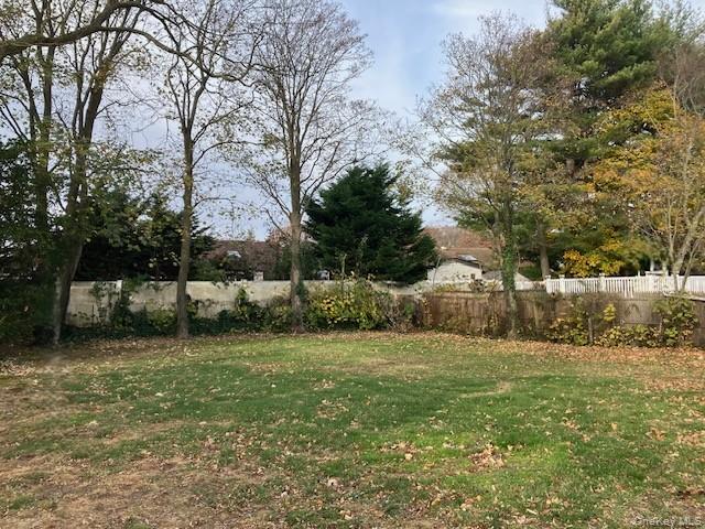 878 County Line Road, Amityville, NY 11701