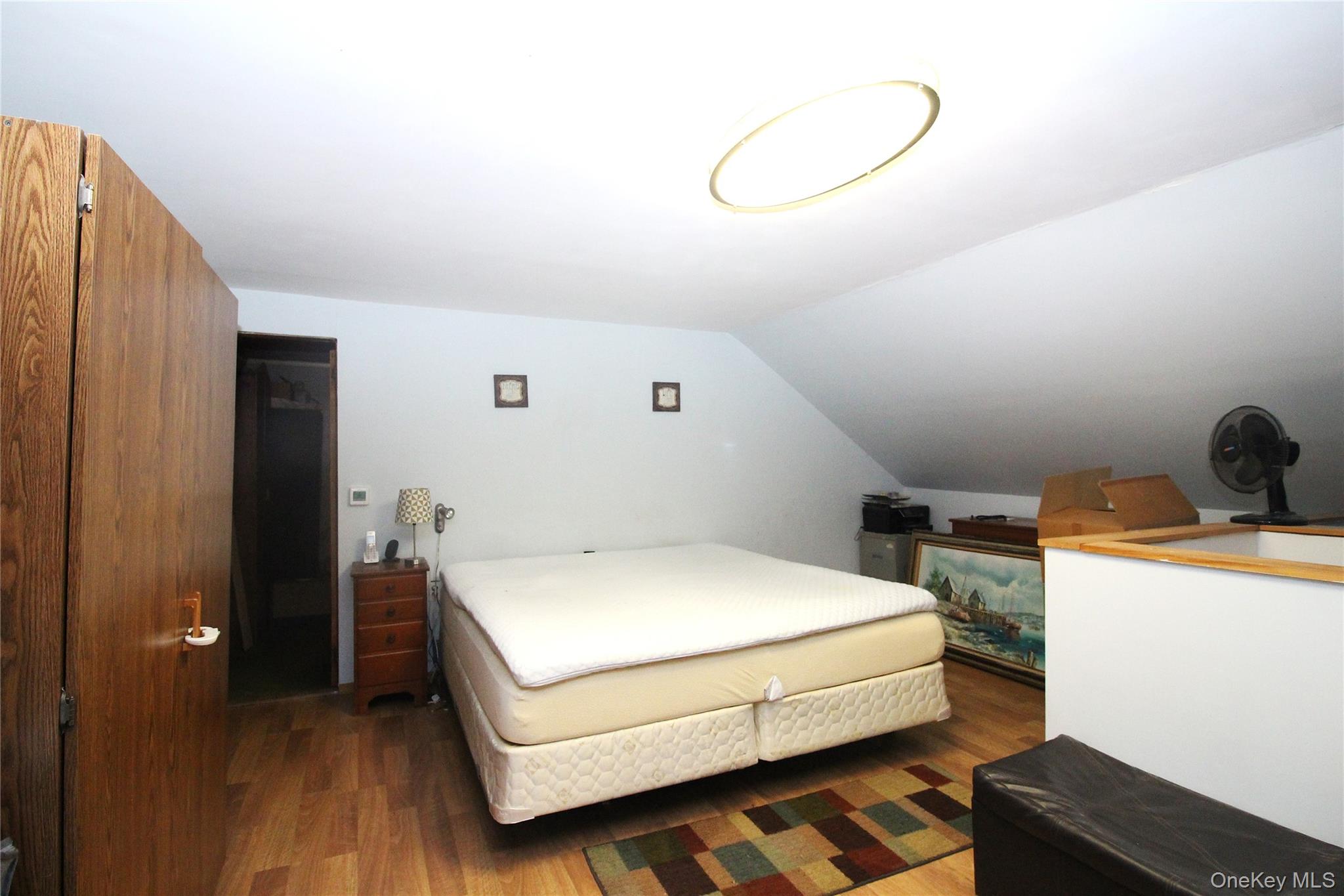 878 County Line Road, Amityville, NY 11701