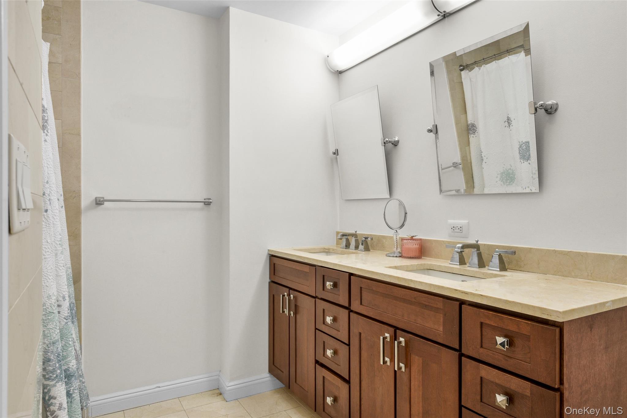 225 Stanley Avenue # 119, Mamaroneck, NY 10543