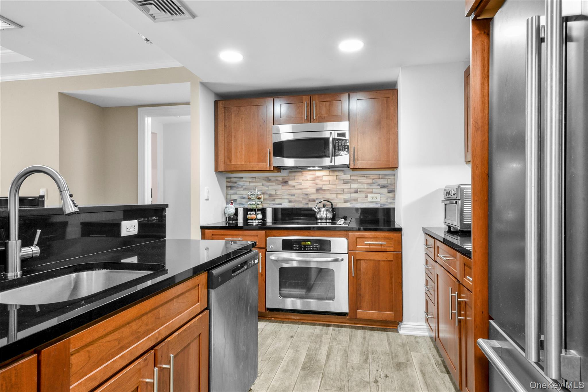 225 Stanley Avenue # 119, Mamaroneck, NY 10543