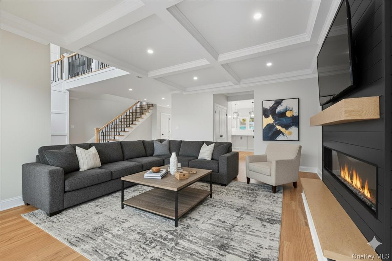 39 Cobalt Lane, Westbury, NY 11590