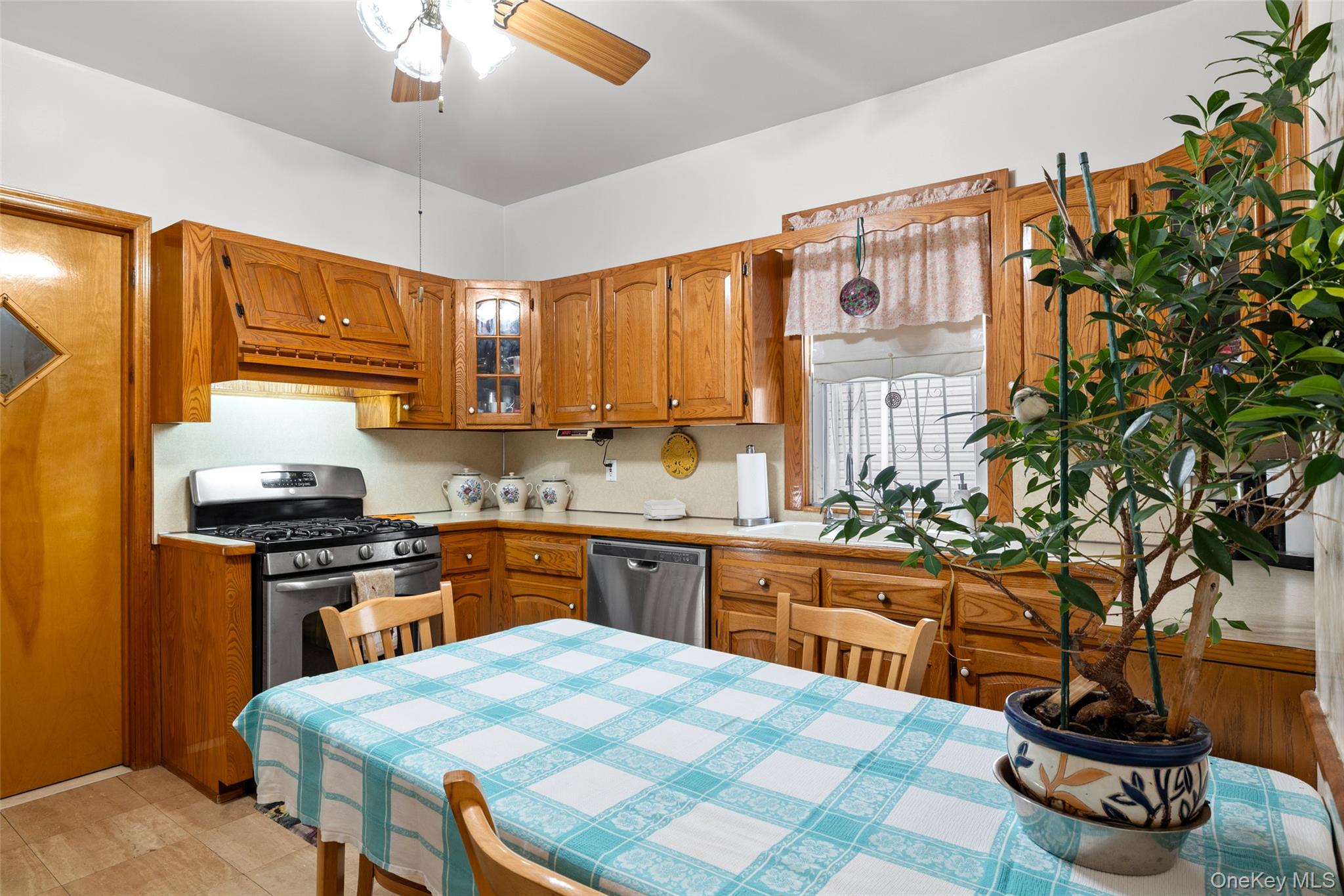 85-83 88th Street, Woodhaven, NY 11421