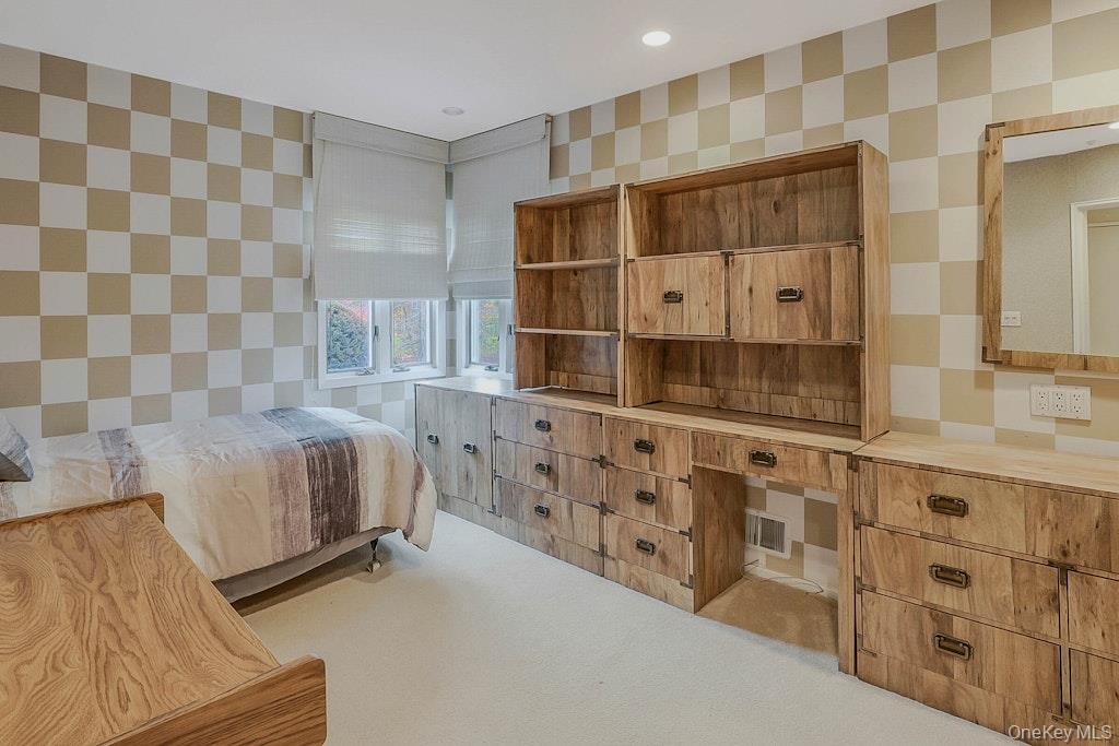 1 Fulton Place, Jericho, NY 11753