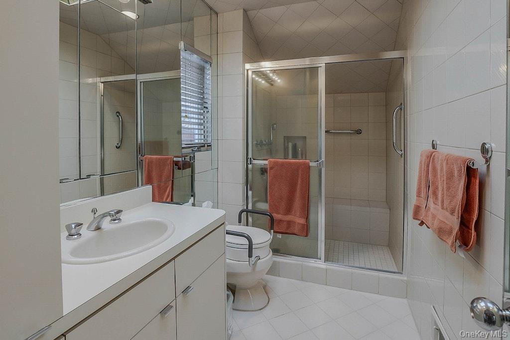 1 Fulton Place, Jericho, NY 11753