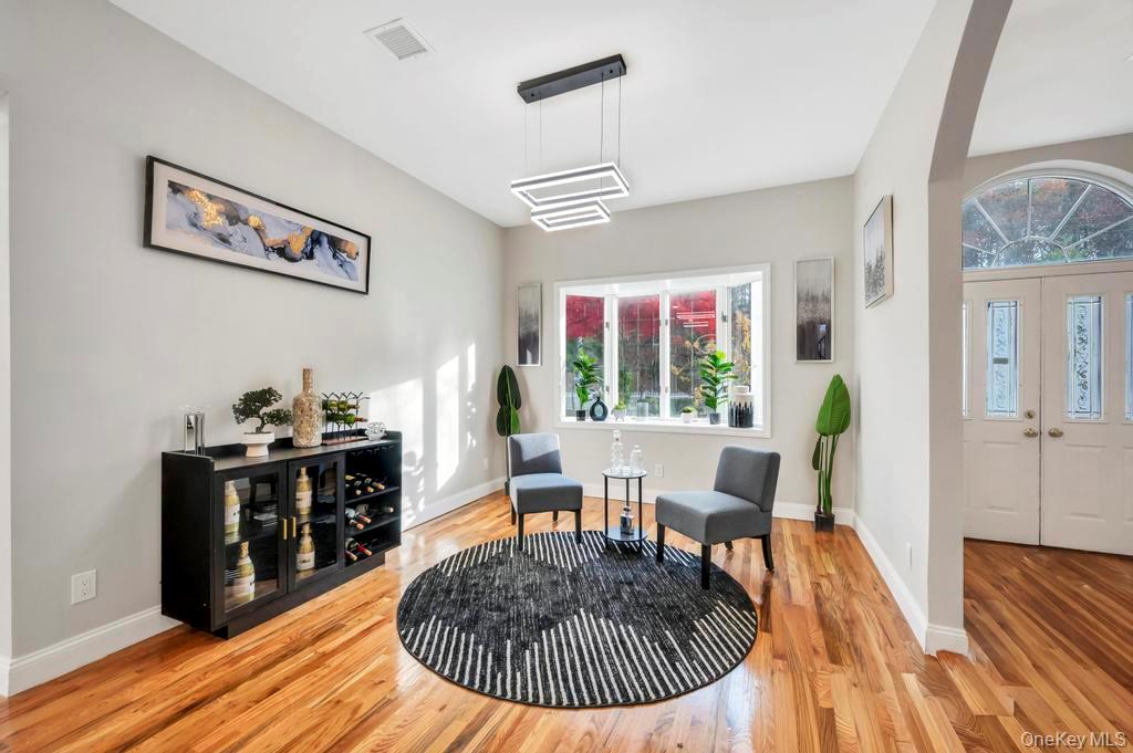 100 Old Northport Road, Kings Park, NY 11754