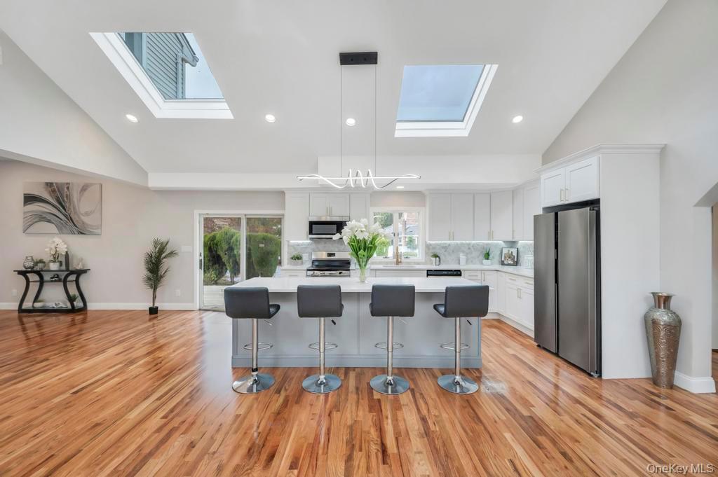 100 Old Northport Road, Kings Park, NY 11754