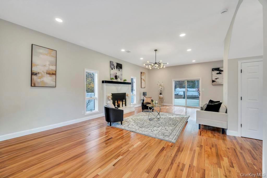 100 Old Northport Road, Kings Park, NY 11754