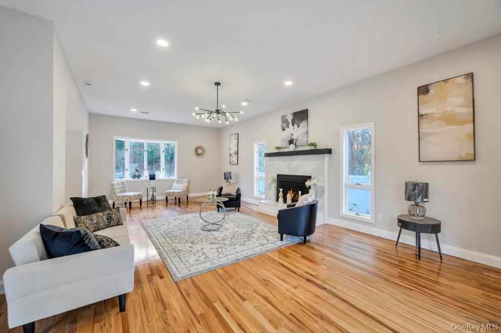 100 Old Northport Road, Kings Park, NY 11754