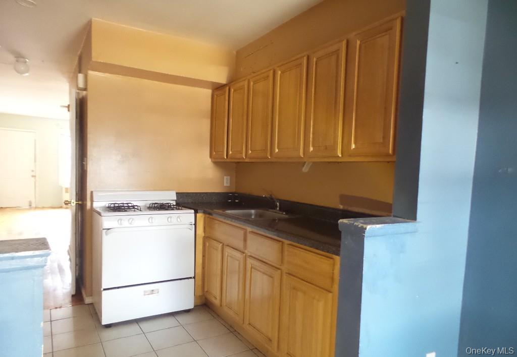 1322 EAST 99 Street, Brooklyn, NY 11236