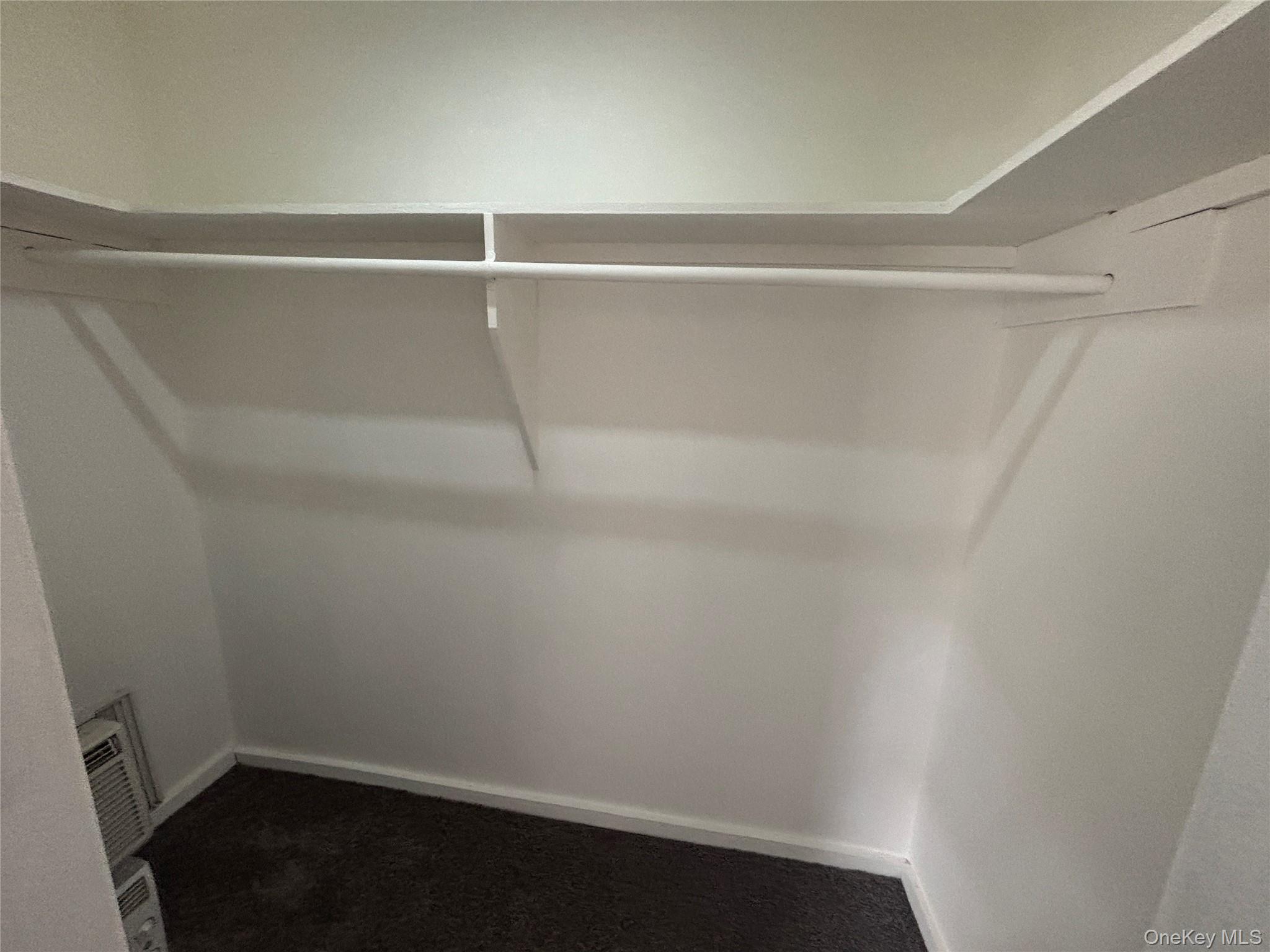 329 Hamilton Avenue, Hewlett, NY 11557