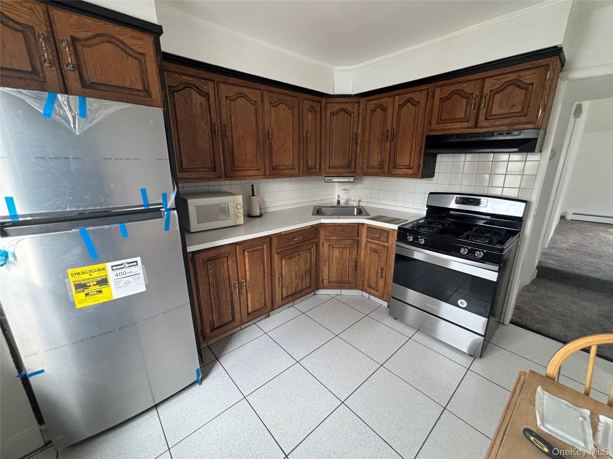 329 Hamilton Avenue, Hewlett, NY 11557