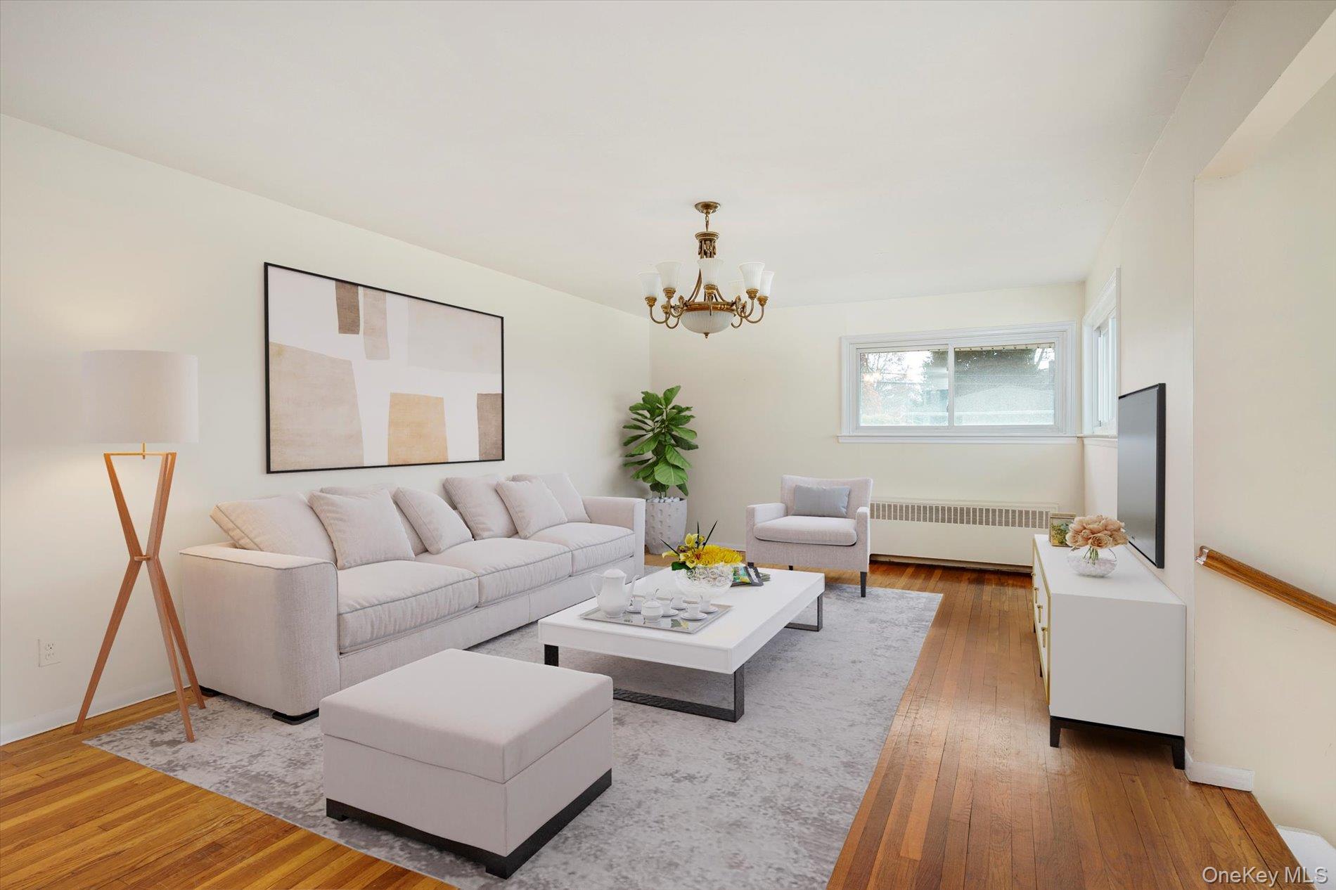 17 Evans Avenue, Farmingdale, NY 11735