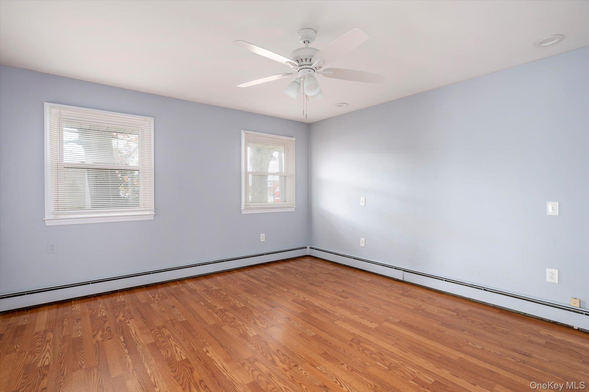 17 Evans Avenue, Farmingdale, NY 11735