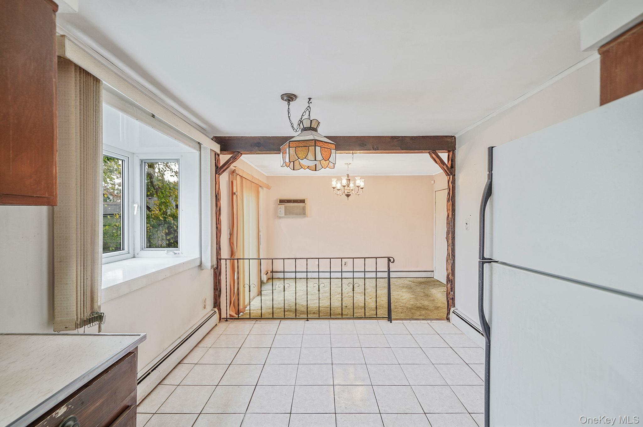 98 Rose Place, Selden, NY 11784