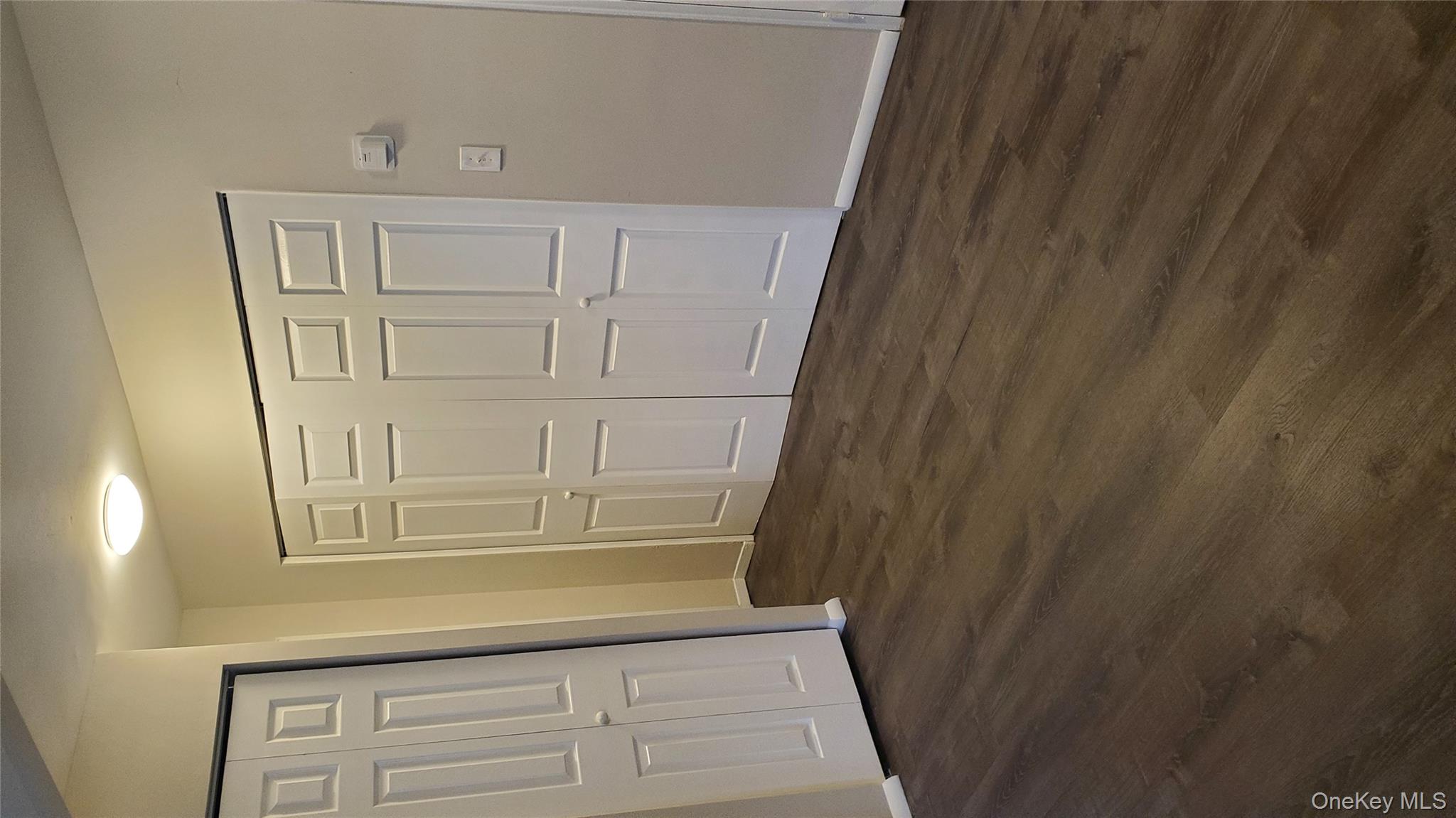 460 OLD TOWN Road # 27E, Port Jefferson Station, NY 11776