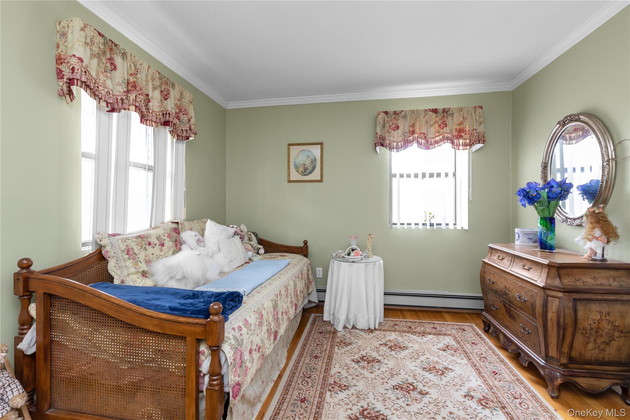 2 Coolidge Avenue # T, Glen Head, NY 11545