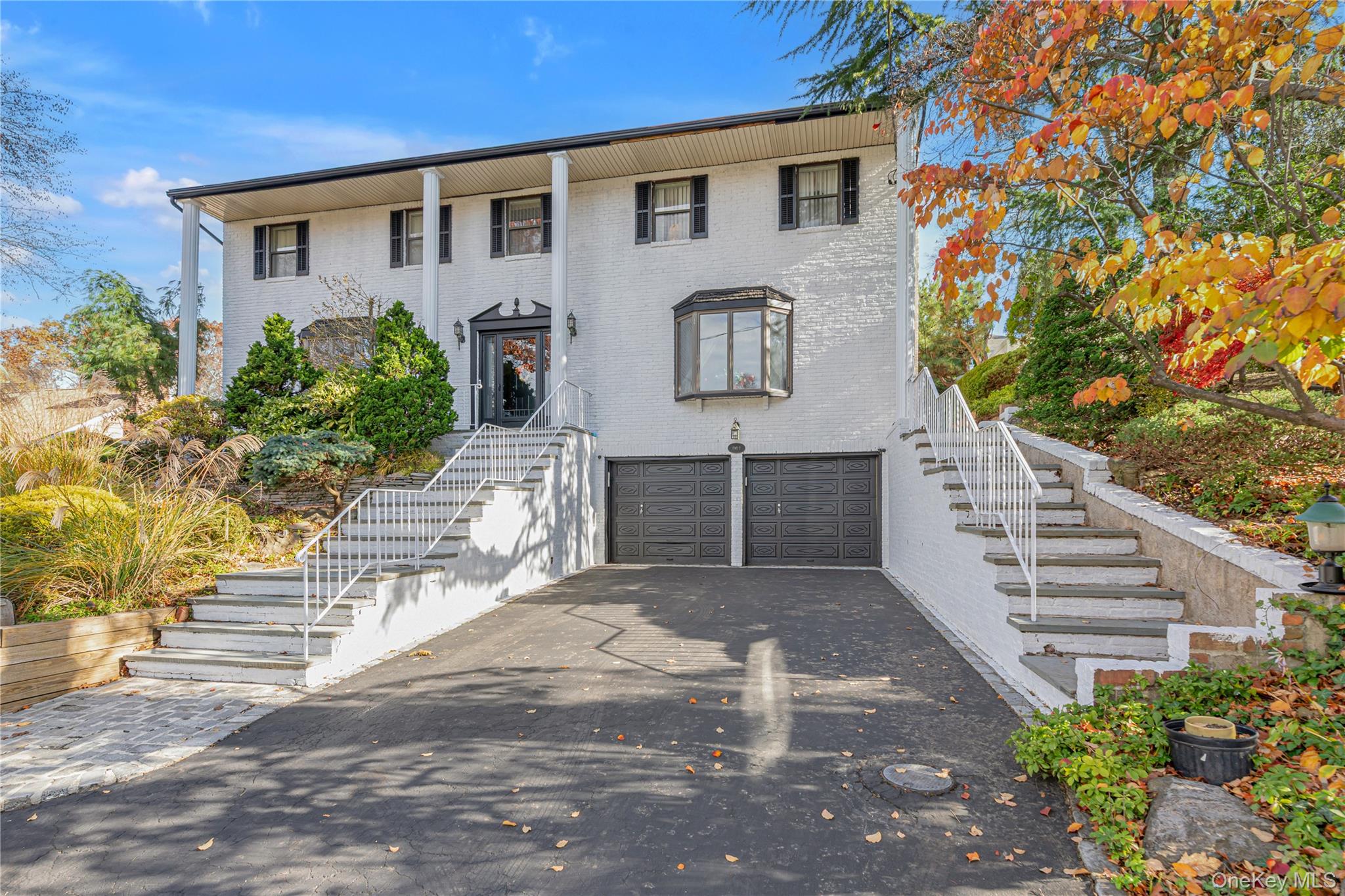 2 Coolidge Avenue # T, Glen Head, NY 11545