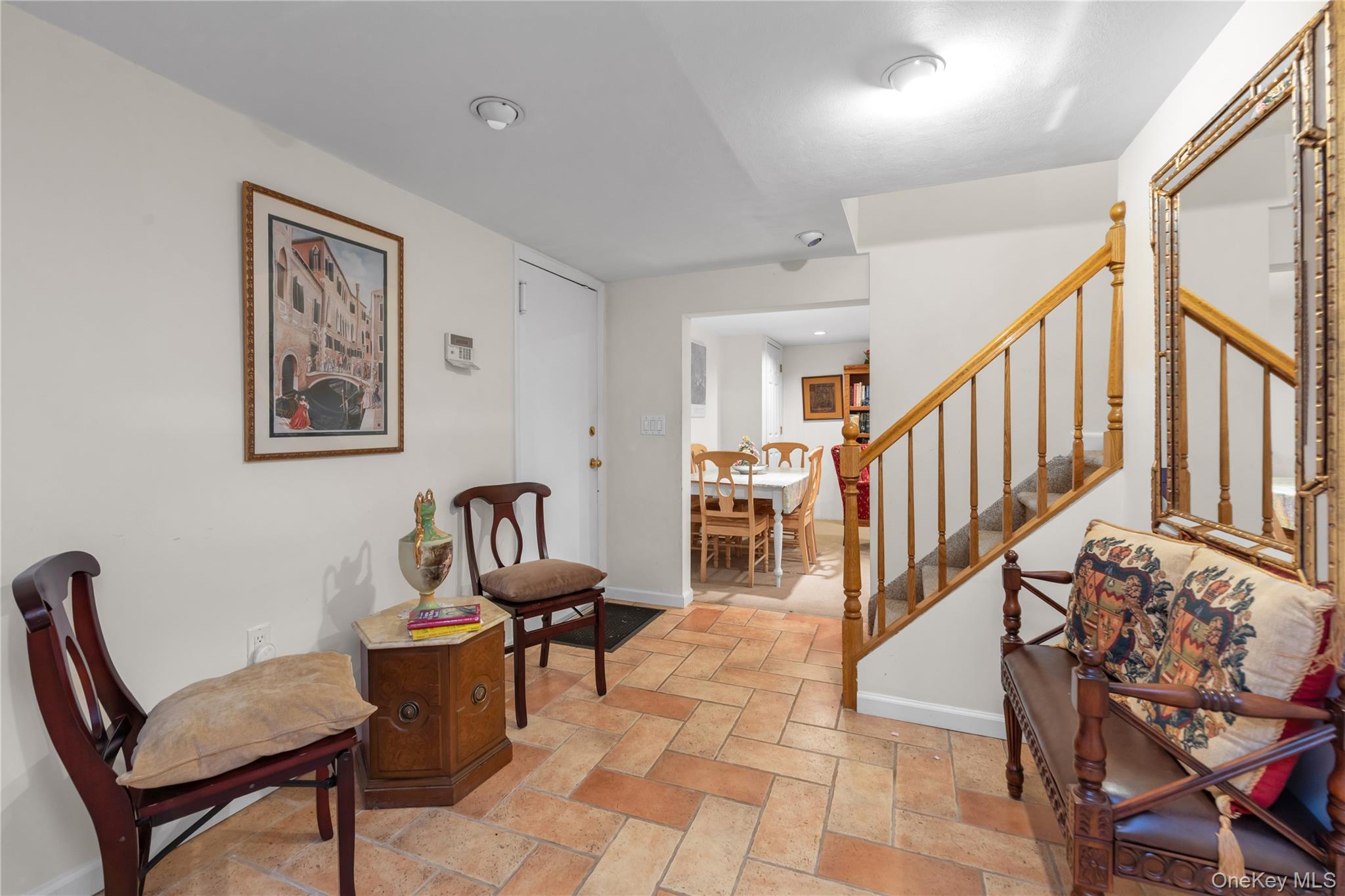 2 Coolidge Avenue # T, Glen Head, NY 11545