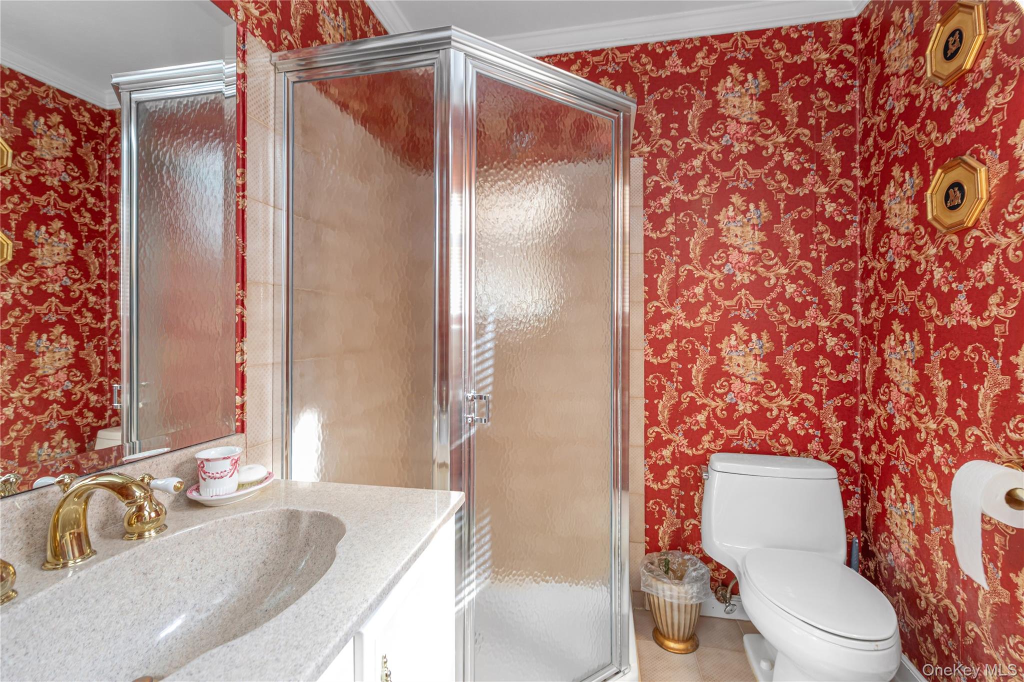 2 Coolidge Avenue # T, Glen Head, NY 11545