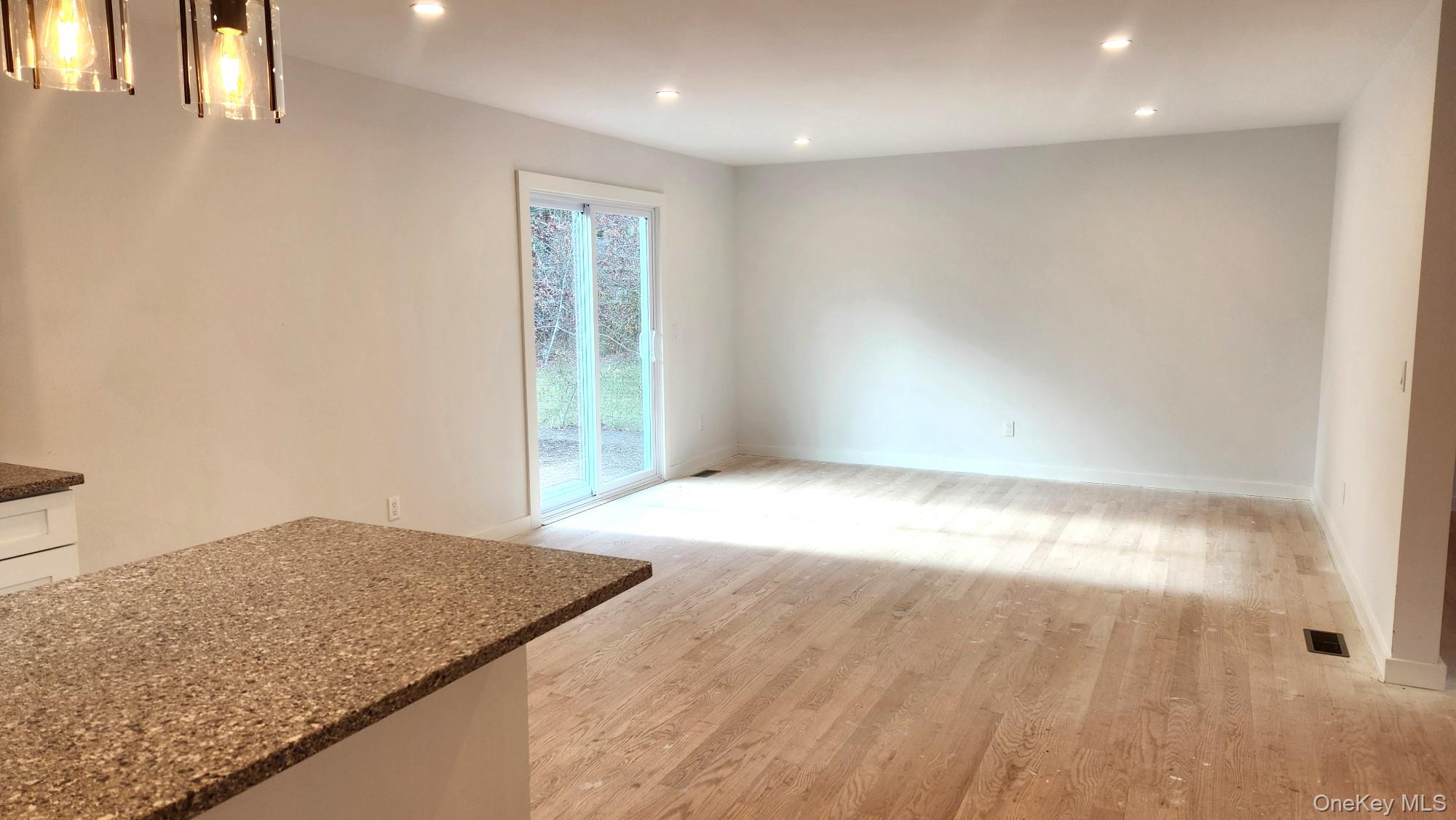 45 Kingsland Avenue, Shirley, NY 11967